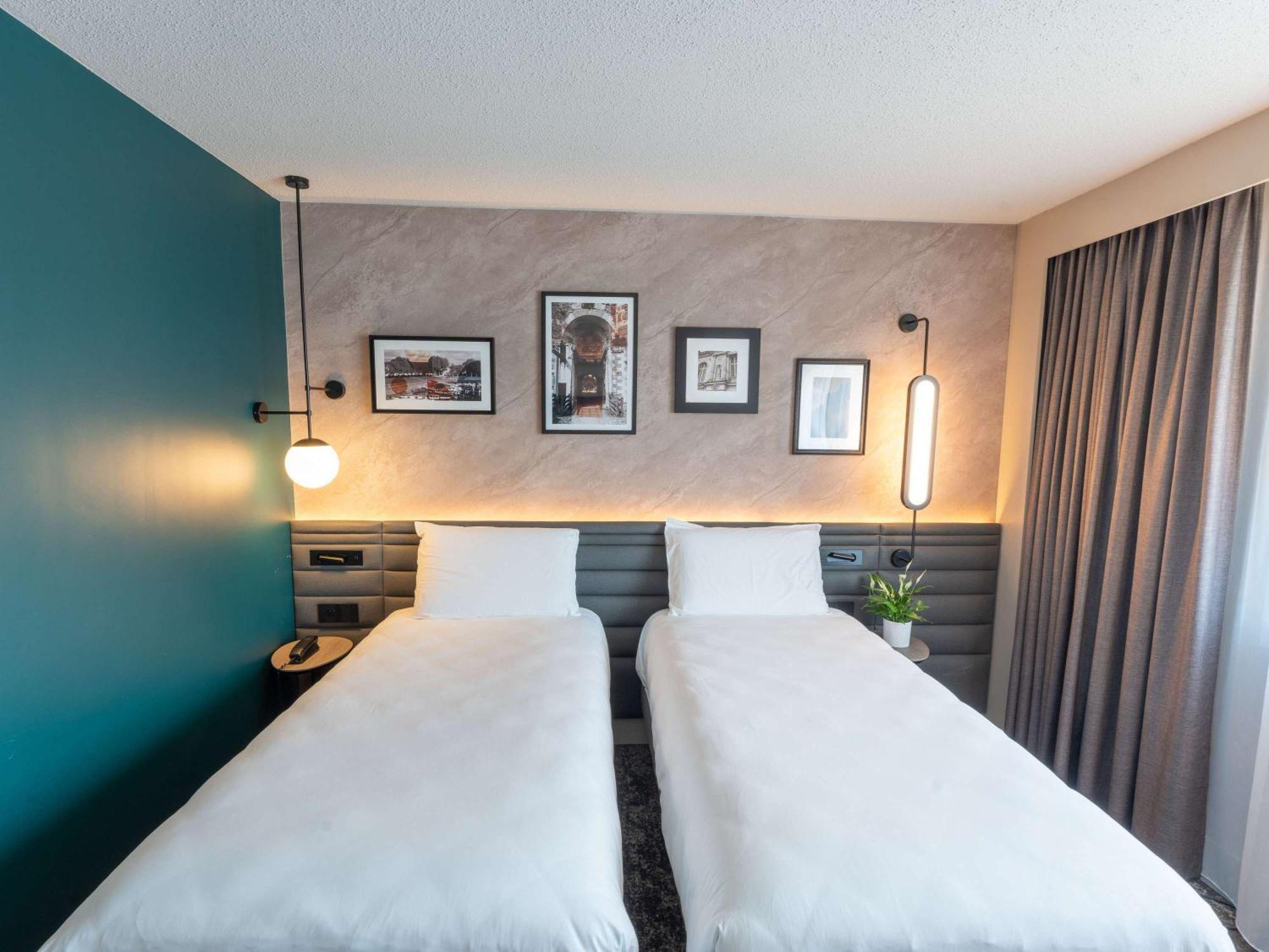Mercure De Maine 4*