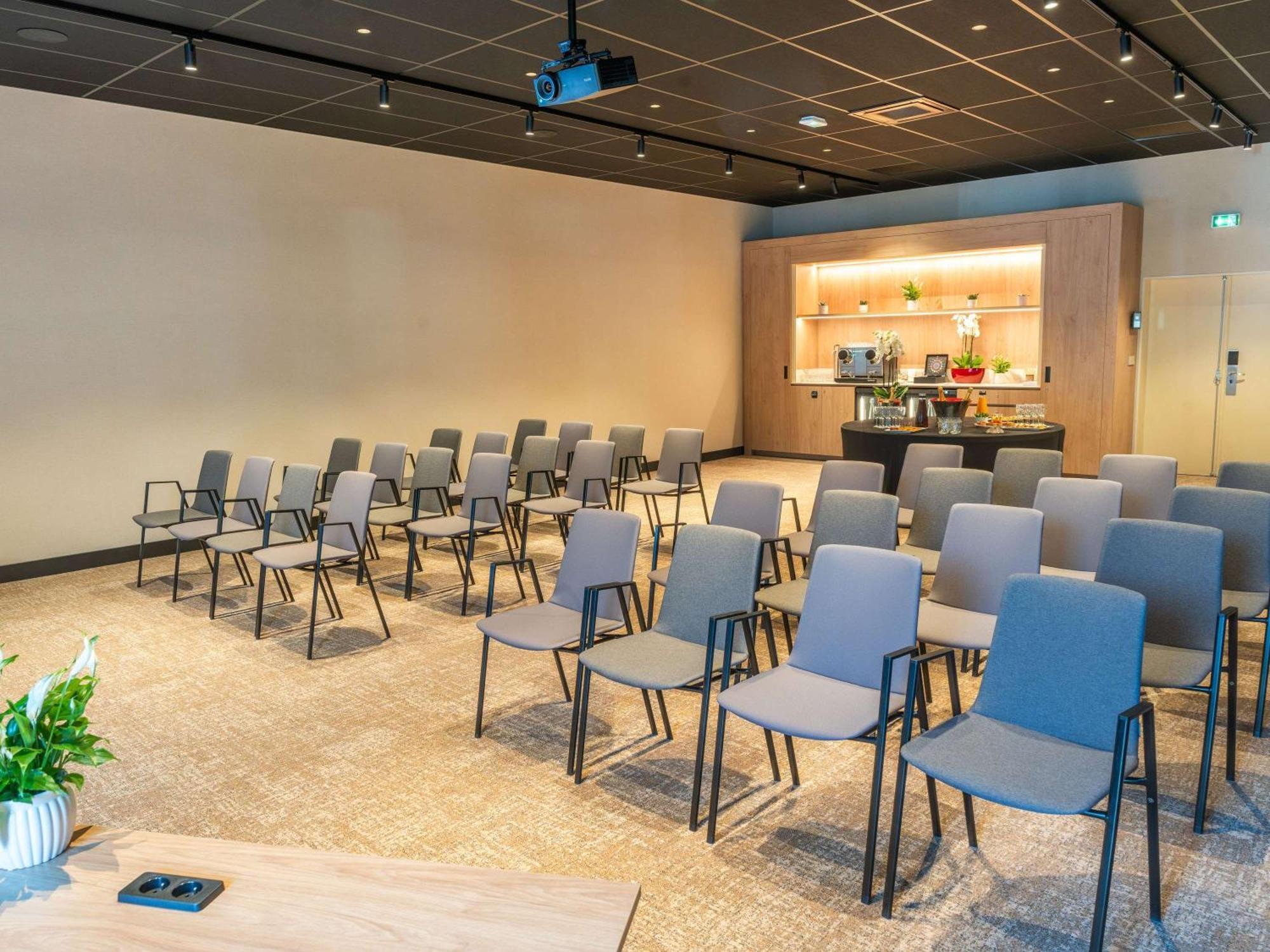 Mercure De Maine 4* Angers