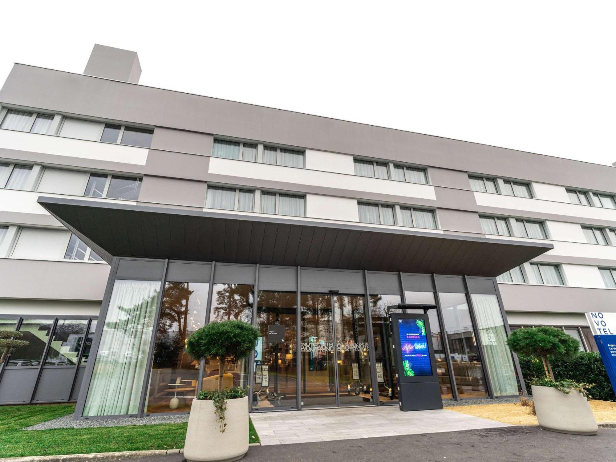 Hotel Mercure De Maine 4*