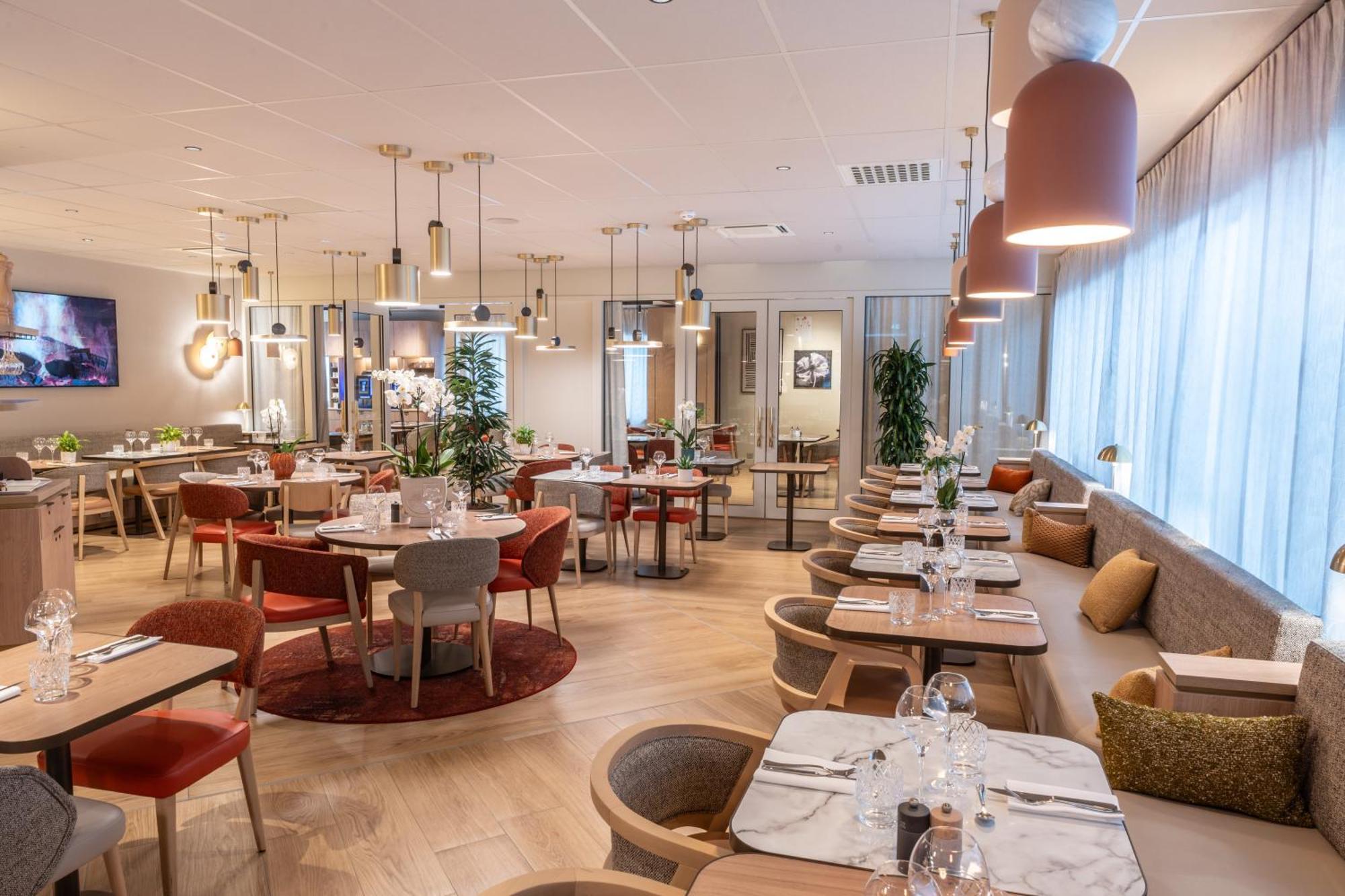 Mercure De Maine Hotel