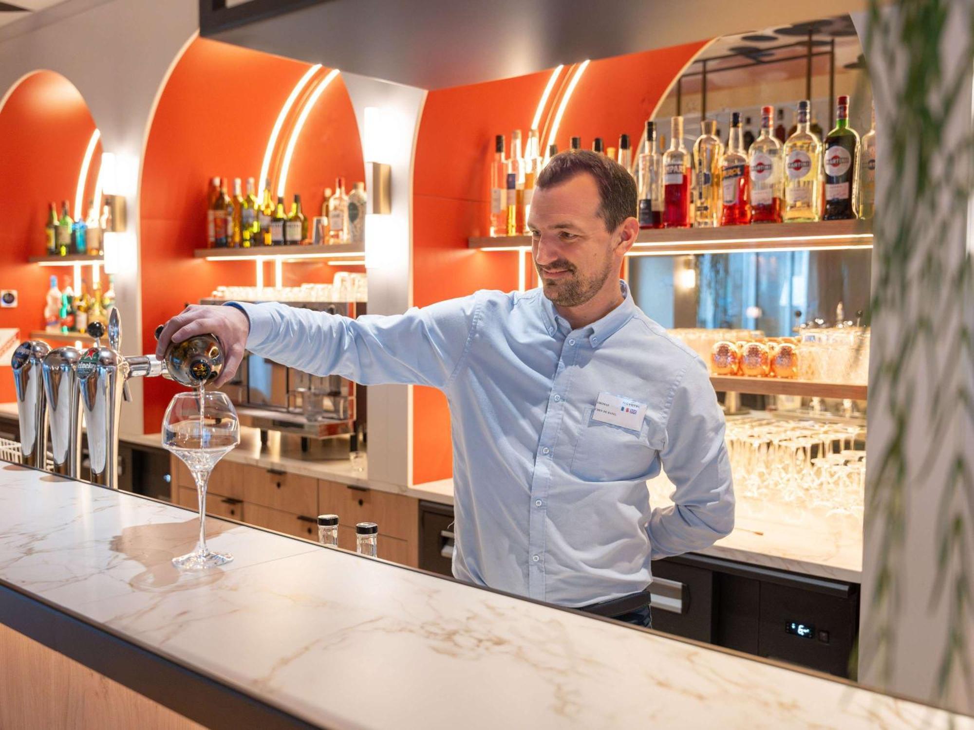 Mercure De Maine 4*
